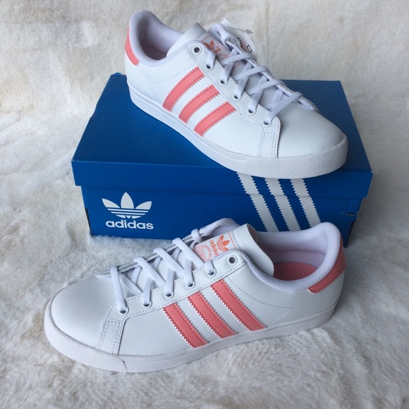 NEW IN BOX Adidas Leather Sneakers - Picture 2 of 3